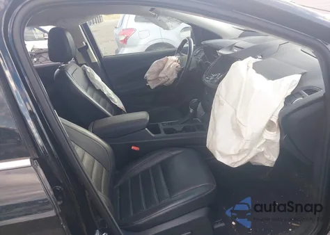 2017 Ford Escape Titanium из США, поврежденный, VIN 1FMCU9J95HUD99460